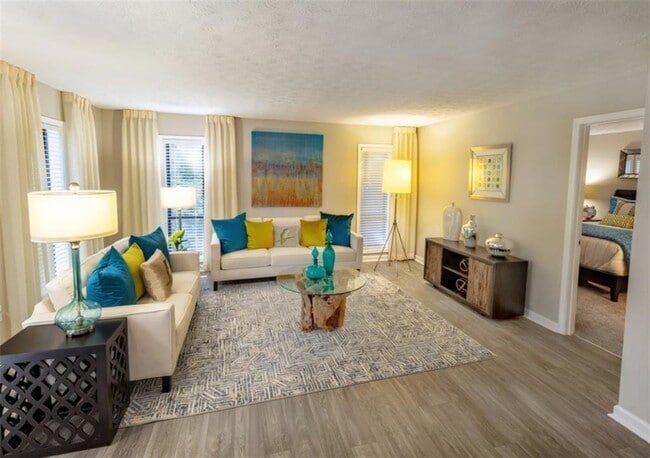 Building Photo - 2845 Holcomb Bridge Rd