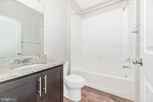 Building Photo - 5050 MacDonough Pl