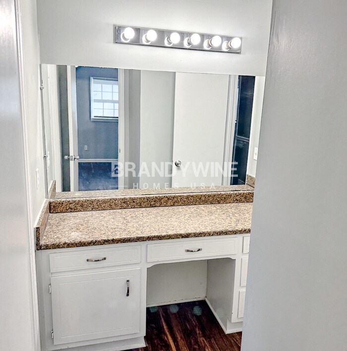 Building Photo - 3310 S Whisper Dr