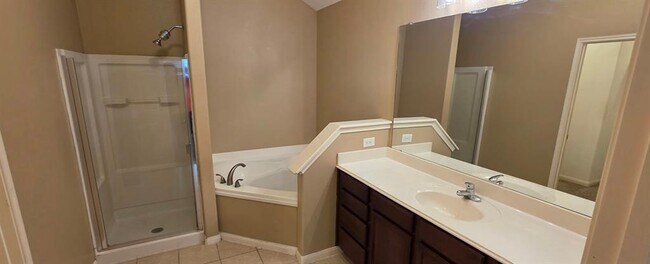 Building Photo - 6626 Poplar Rose Ct.