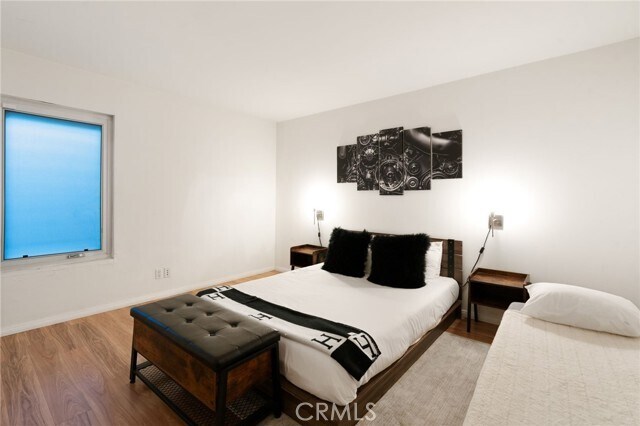 Building Photo - 1447 Kings Rd