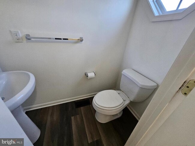 Building Photo - 89 Bay Hill Ln