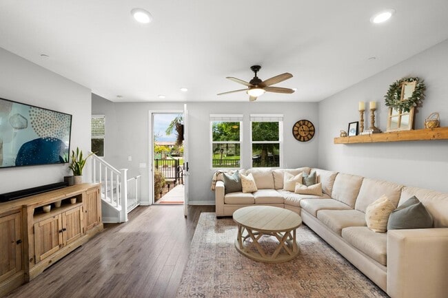 Building Photo - 10553 San Jose St