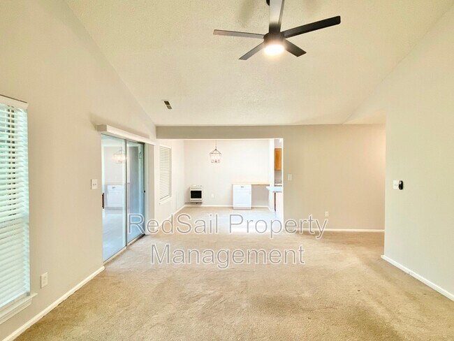 Building Photo - 5310 Gardner Ct