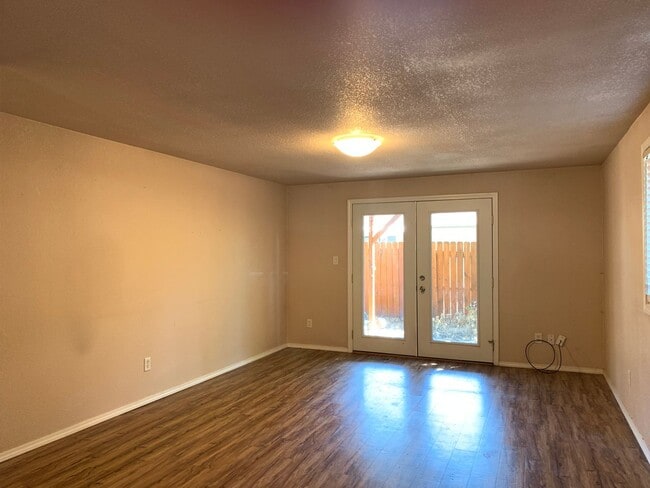 Building Photo - Charming 2 Bedroom Home in Downtown Boise - Off Broadway