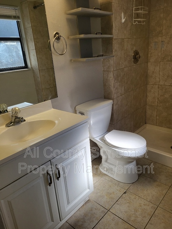 Building Photo - 512 E Curlew Pl