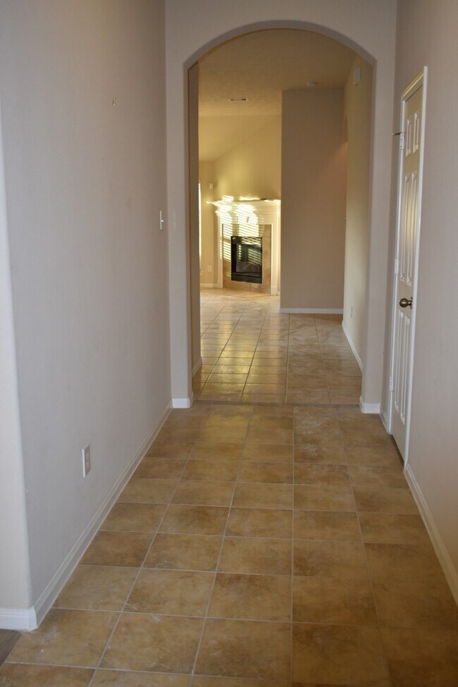 Building Photo - 3526 Lily Ranch Dr