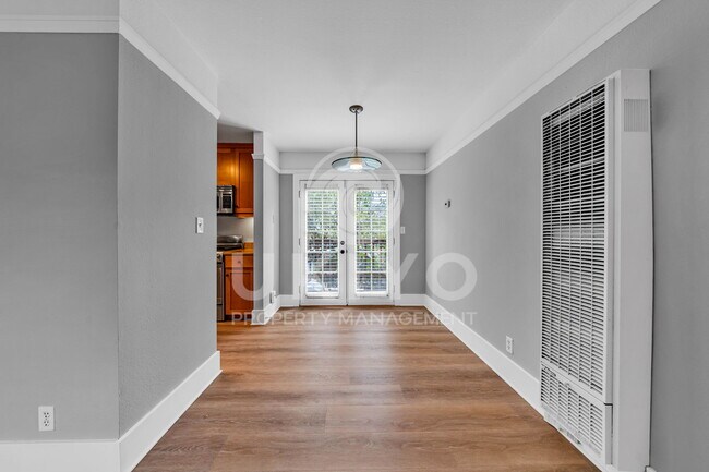 Building Photo - 620 Alcatraz Ave