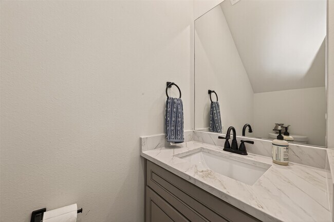 Building Photo - 4328 Avron Dr