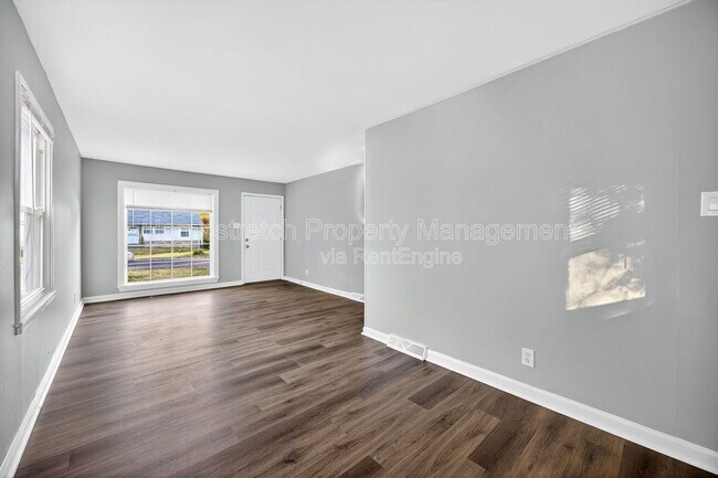 Building Photo - 408 Crawford Rd