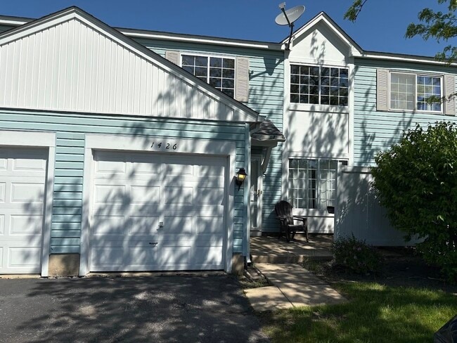 Primary Photo - 1426 Normantown Rd