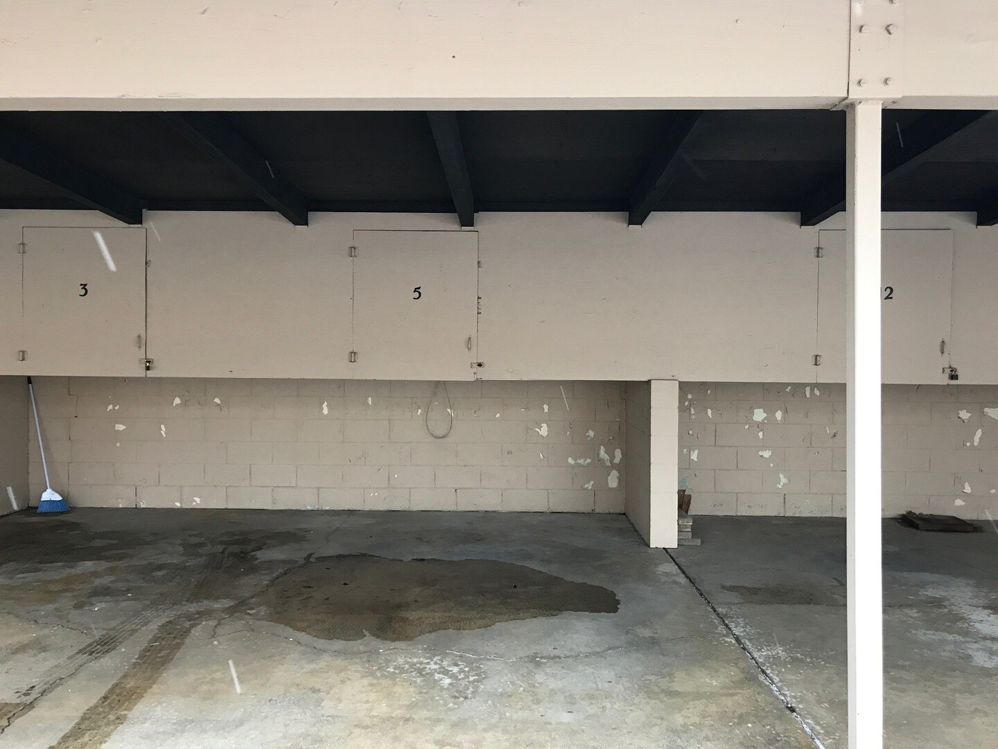 Building Photo - 4150 Ridge Rd