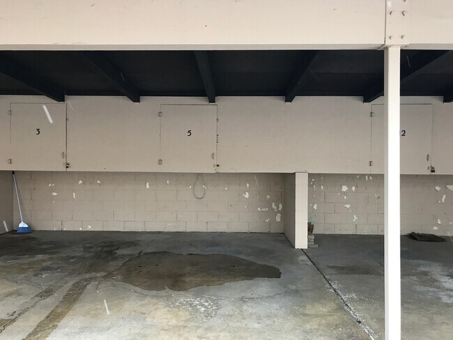 Building Photo - Two Bedroom Condo on Lake Michigan in Stevensville