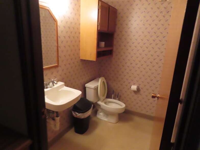Building Photo - 4343 Ridgecrest Cir