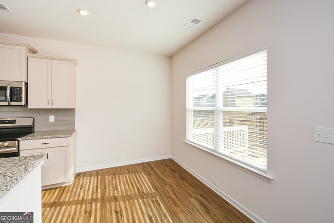 Building Photo - 350 Cranston Dr