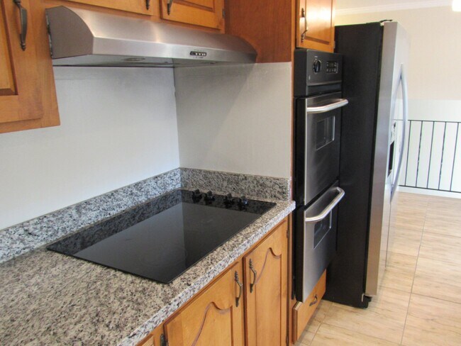 Building Photo - Beautiful 4 Bed, 2.5 Bath Home in Perfect San Ramon Location