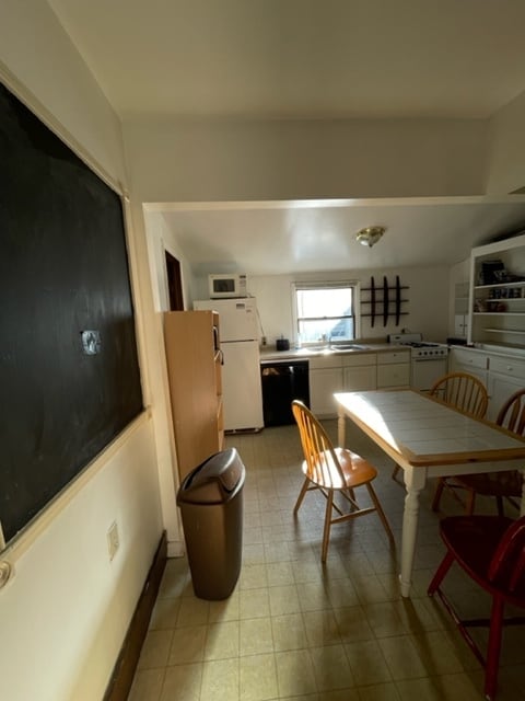 Building Photo - 505 Dryden Rd