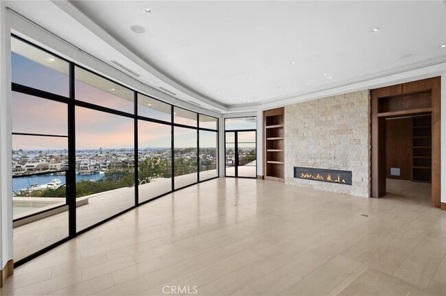 Building Photo - 1523 Dolphin Terrace