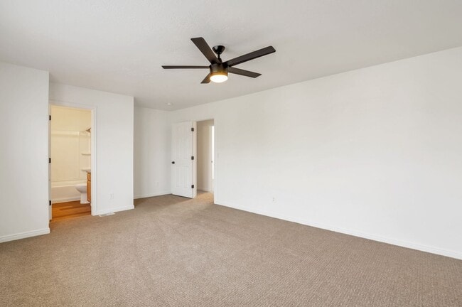 Building Photo - Newly Updated Pet Friendly 3 Bed - 2 Bath Home in Clinton - Fully Fenced Yard - Available NOW!