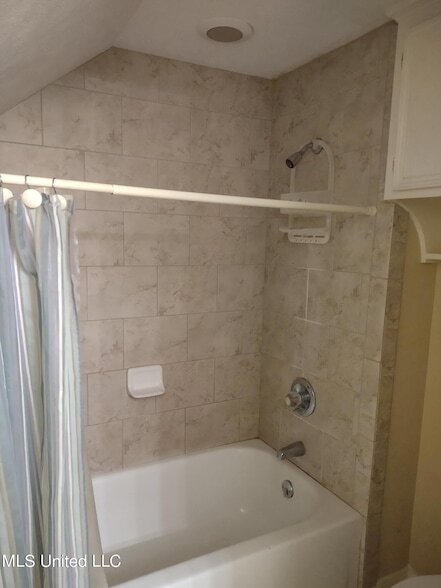 Building Photo - 336 Pebble Creek Dr