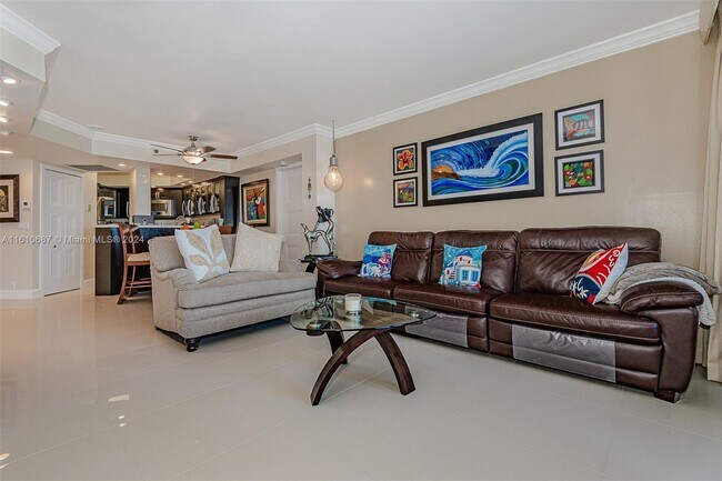 Building Photo - 6767 Collins Ave