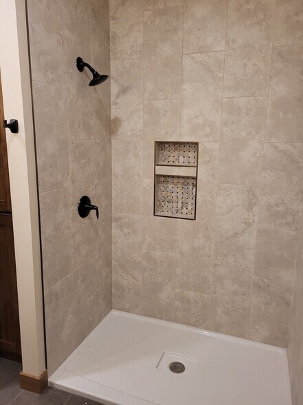 Primary Bath Shower - 223 Westmorland Dr