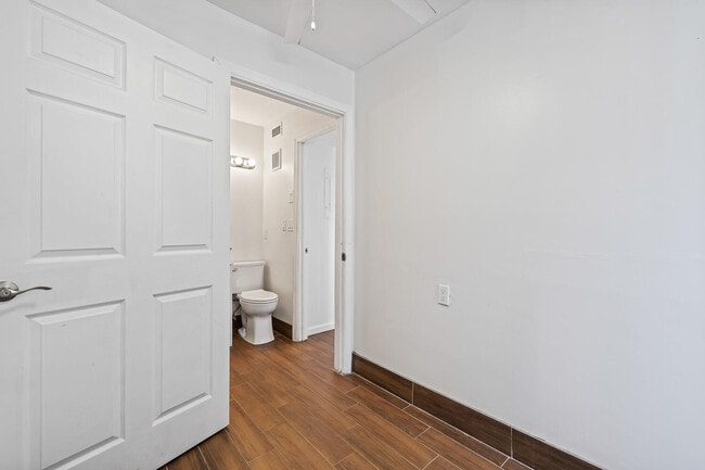 Building Photo - 9 Deer Creek Rd