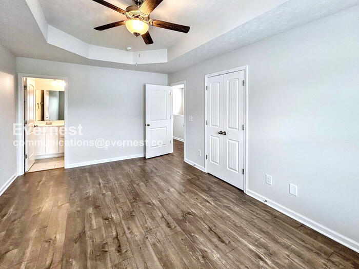 Building Photo - 211 Ansley Wy