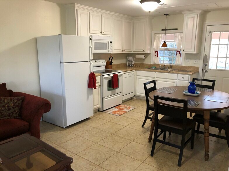 Kitchen - 342 Thurston School Rd