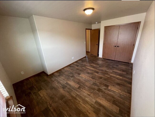 Building Photo - 2902 Willow St