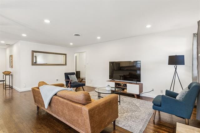 Building Photo - 10525 Castlegate Dr