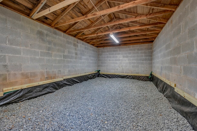 Building Photo - 143 Luckado St