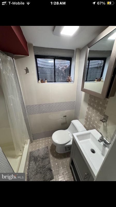 Building Photo - 3419 27th Ave