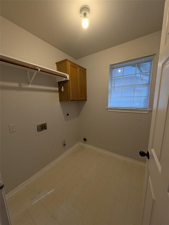 Building Photo - 1325 Roadrunner Dr