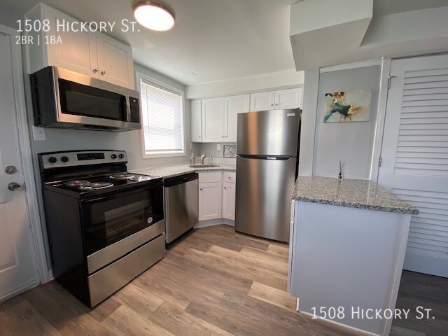 Building Photo - 1508 Hickory St