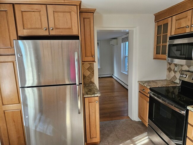 Building Photo - 105 Greene St