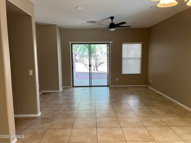 Building Photo - 2381 N Monticello Dr