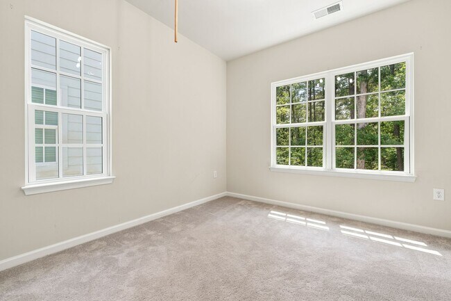 Building Photo - 121 Callowhill Ln