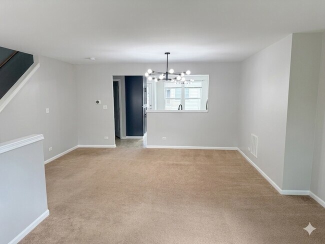 Building Photo - 1513 Bristol Ln