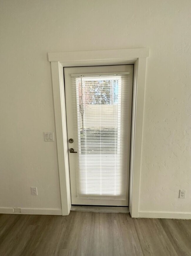 Building Photo - Find your perfect match with our rental pr...