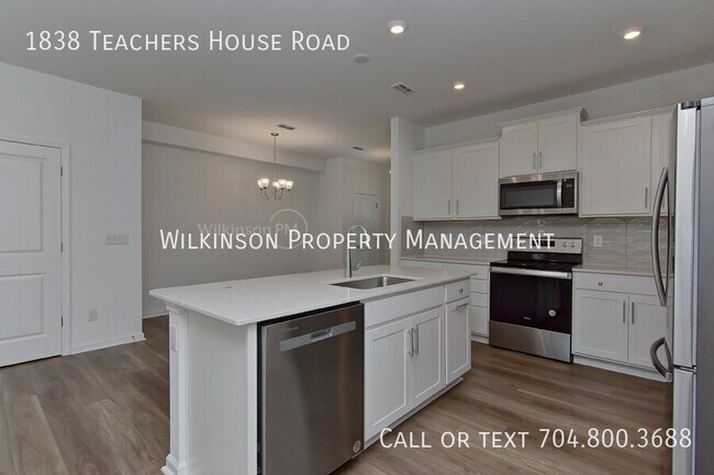 Building Photo - 1838 Teachers House Rd