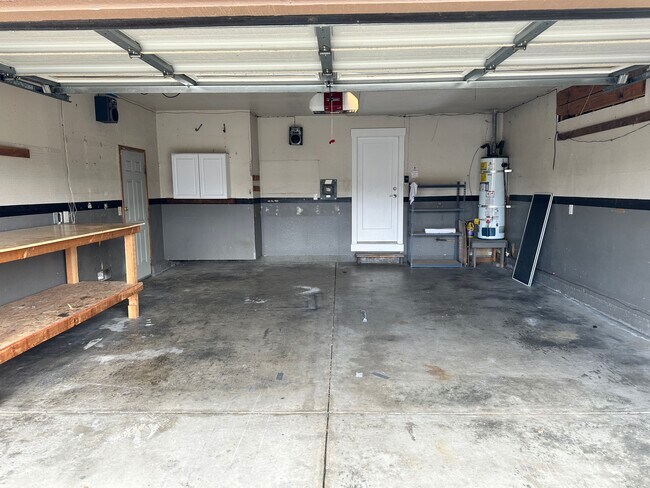 Garage - 4864 Chablis Ct