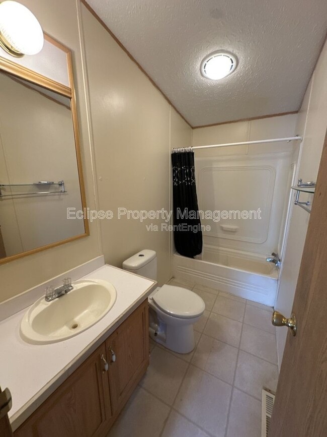 Building Photo - 187 Honeysuckle Cir