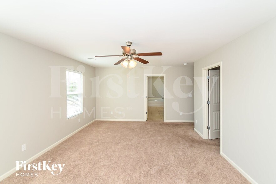Building Photo - 149 Ashby St