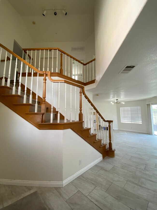 Staircase - 915 W Arrow Hwy
