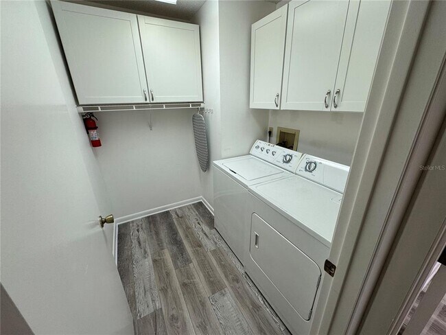 Building Photo - 3145 Windrush Bourne