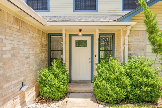 Building Photo - 12223 Branston Dr