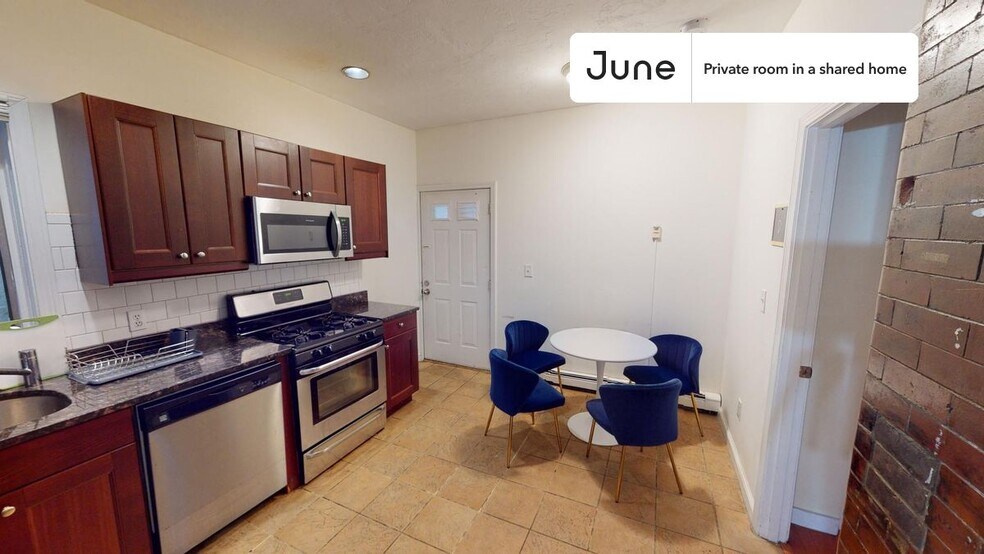 Building Photo - Room in Shared 4 bed/1.5 bath home