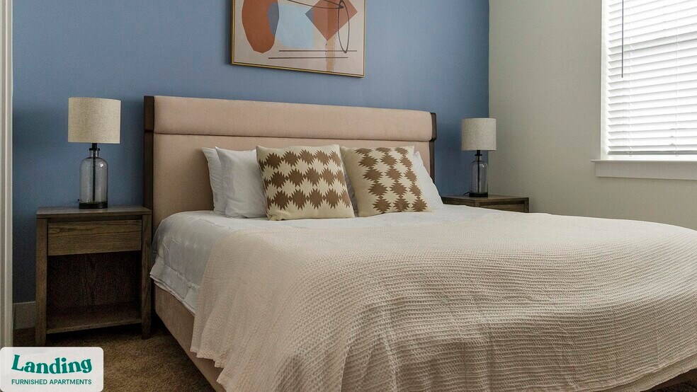 Building Photo - 901 Kelly Green Ln