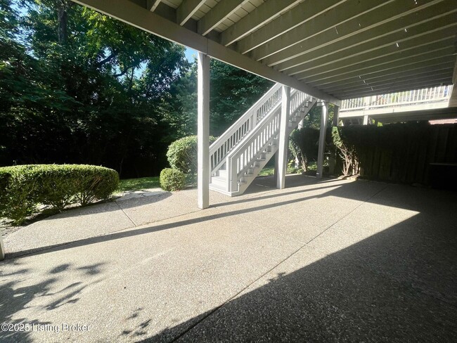 Building Photo - 3234 Ridge Brook Cir
